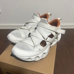 ★ミズノ スポーツサンダル 23.5cm WAVE PROPHECY STRAP 白の画像