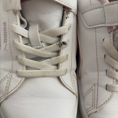 PUMA 21センチスニーカーの画像