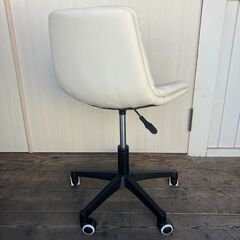 デスクチェア（ホワイト）の画像