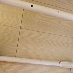 つっぱり収納棚の画像