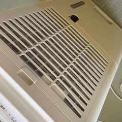 アイリスオーヤマ　衣類乾燥　除湿器　除湿機　室内乾燥
の画像