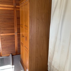 木製　両開き洋服ダンス　80×58×192cm　の画像