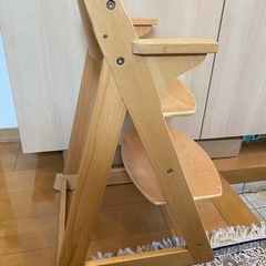 カトージ　ベビーチェアーの画像