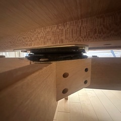 【がたつきあり】木製チェア　回転機能付き　肘掛け付き　見た目美品の画像