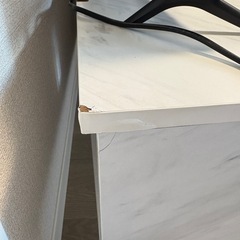 Hisense32型とLOWYAテレビボードの画像