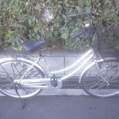 整備済み中古自転車　24インチ　税別￥7.980-　軽快車　シルバー1129　ママチャリの画像