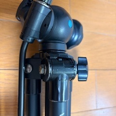 Velbon（ベルボン） 中型アルミ製ビデオ三脚 ウルトラ357ビデオの画像