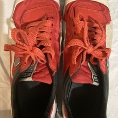 PUMA  スニーカーの画像