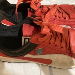 PUMA  スニーカーの画像