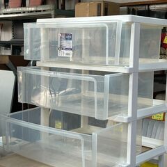 アイリスオーヤマ　ワイドチェスト　クロ－ゼットの奥行にピッタリ‼の画像