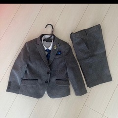 Michelle Alfred グレー スーツ 110cmの画像