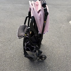 【無料】Pigeon ベビーカーの画像