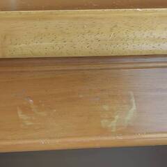 学習机、椅子の画像