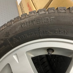 三菱純正ホイールスタッドレス付きの画像