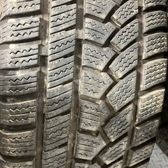 三菱純正ホイールスタッドレス付きの画像