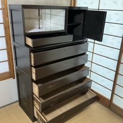 昭和レトロ箪笥の画像