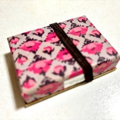 ポール&ジョー　紙パケ　アイシャドウの画像