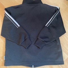 130cm 子どもジャージ　　の画像