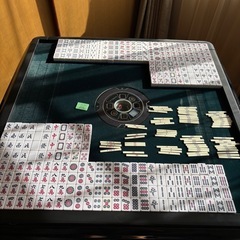 自動麻雀卓　イスセットの画像