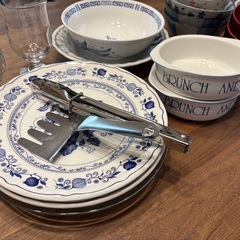 食器各種の画像