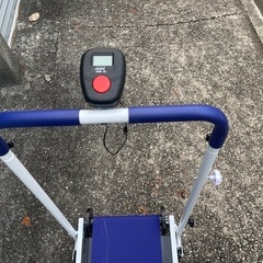 はぴねすくらぶ お散歩ロード 自走式ウォーカー 自走式ルームランナーの画像