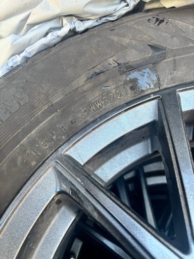 215/65r/16  スタッドレスタイヤホイールセット