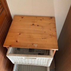 籐籠風引き出しラックの画像