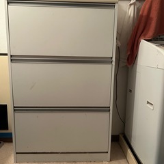 靴箱２つの画像