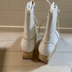 ❤️早く取りに来れる方❤️2足セット激安新品自宅保管品厚底ブーツ23cmクリスマス　イベントの画像