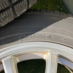 スタッドレスタイヤ　4本　195/65R15　の画像