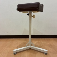 高田ベット製　上肢台　注射台の画像