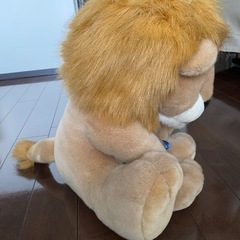 プジョー　ライオンぬいぐるみの画像