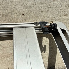 アルミ製ルーフラック　キズありますの画像