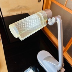 デスクライトの画像