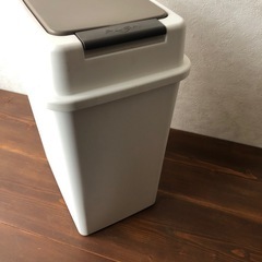★ゴミ箱★20リットルの画像