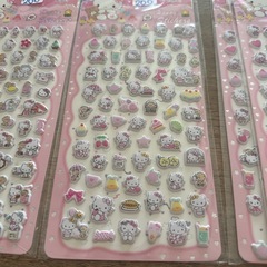 キティちゃんクッションシールの画像