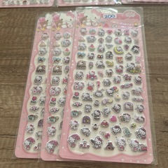 キティちゃんクッションシールの画像