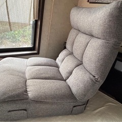 ニトリ ポケットコイル座椅子 ロダトールの画像