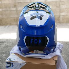 FOX V1 オフロードヘルメットの画像