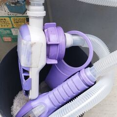 【灯油用ポリタンク18L×2個＋屋外保管用ケース＋電動ポンプ】セット販売の画像
