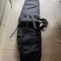 スノーボードケースの画像