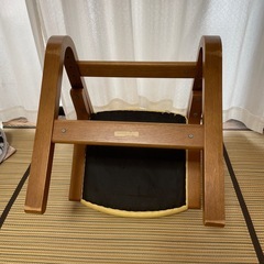 カリモク家具　ベネッセ　成長チェアの画像