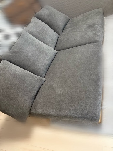 奥行き広いローソファー（美品
）