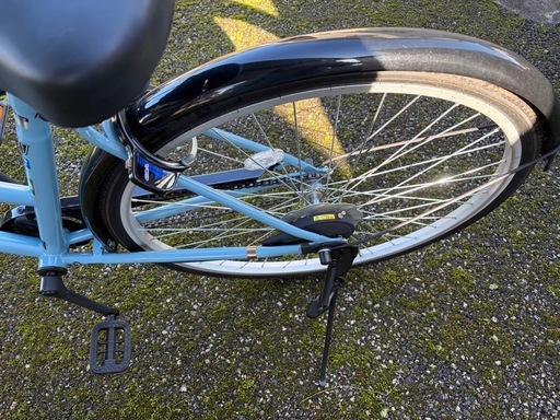 ブルー　自転車　　ヘルメット付き