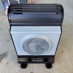 イワタニ　風暖　カセットガス　ファンヒーターの画像
