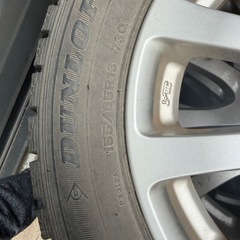 ダンロップ スタッドレスタイヤ 4本セットの画像