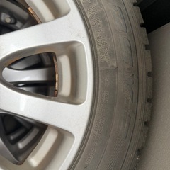 ダンロップ スタッドレスタイヤ 4本セットの画像