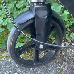 折りたたみ キックボード 大人用 scooter　の画像