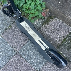 折りたたみ キックボード 大人用 scooter　の画像