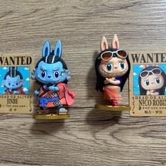 ラブブ　ワンピースコラボ2体セットの画像